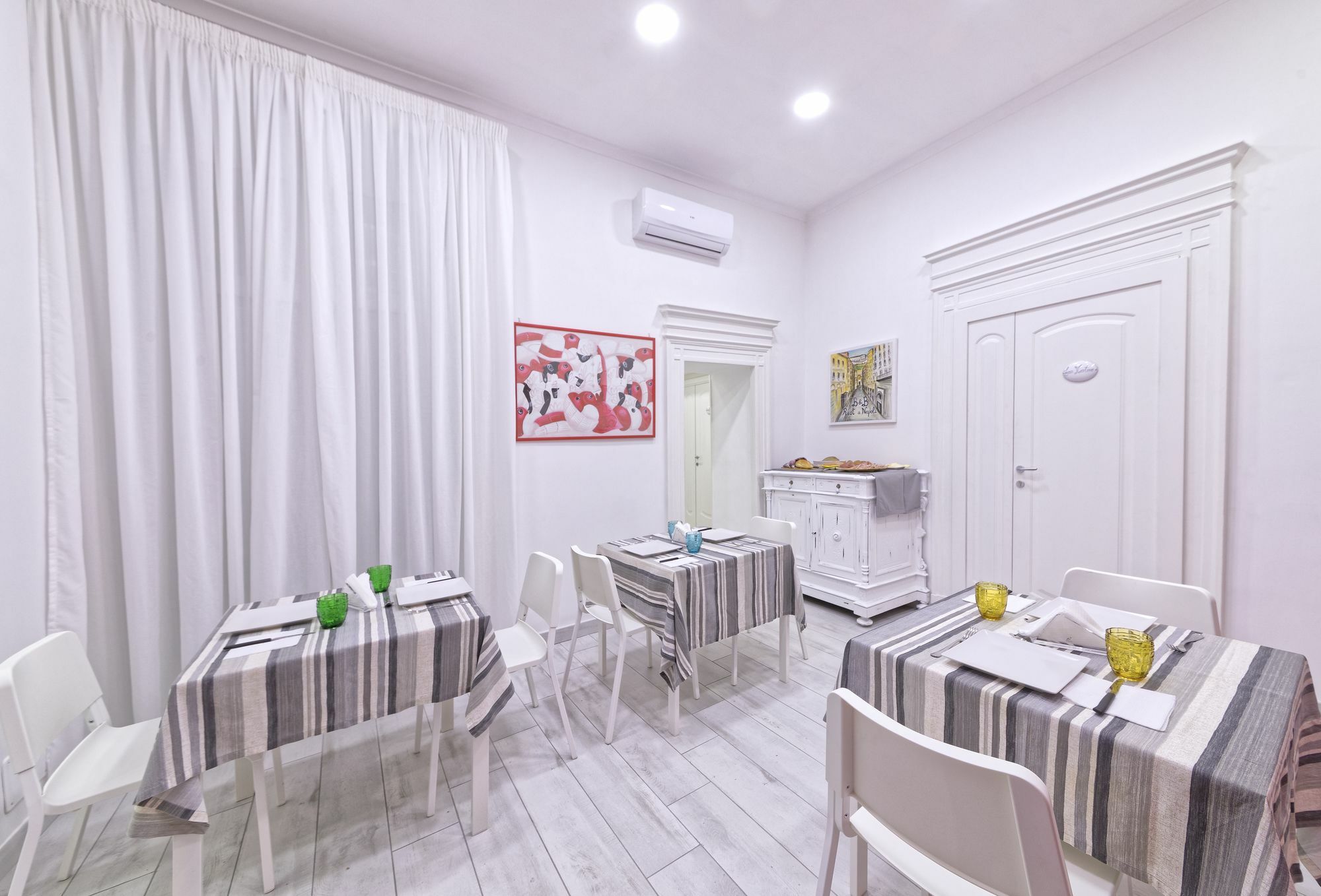 B&B Rest A Napoli Экстерьер фото