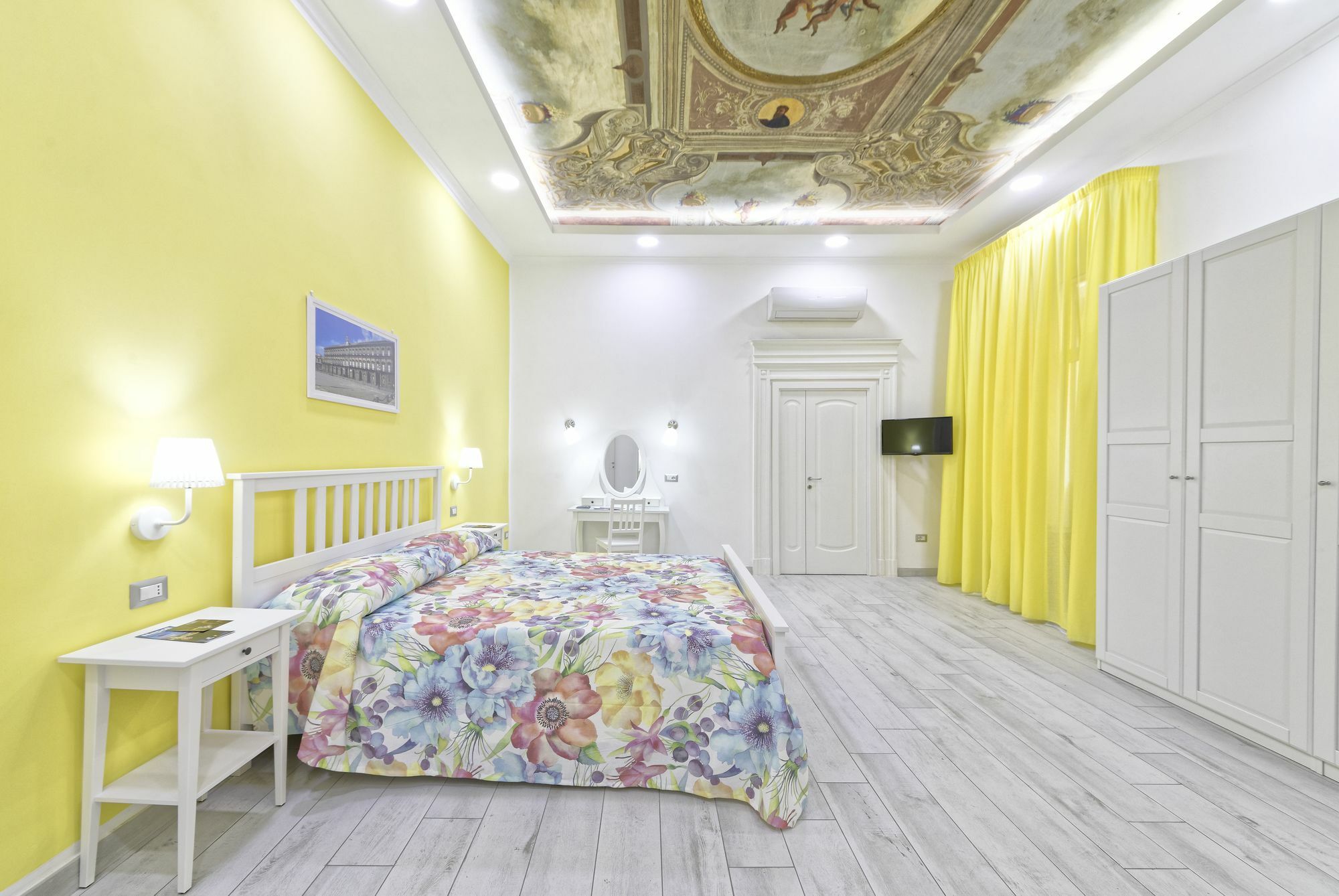 B&B Rest A Napoli Экстерьер фото