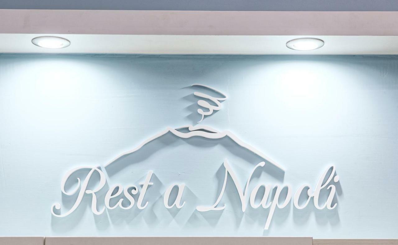 B&B Rest A Napoli Экстерьер фото