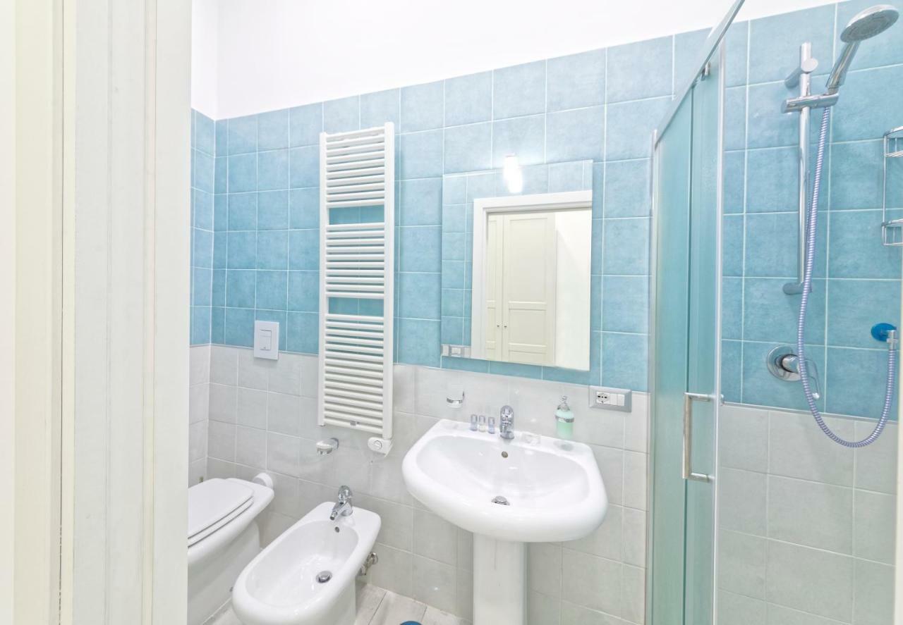 B&B Rest A Napoli Экстерьер фото