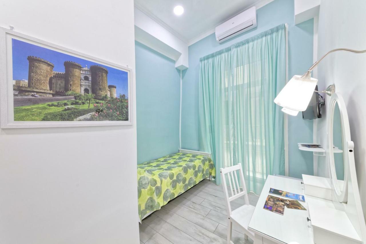 B&B Rest A Napoli Экстерьер фото